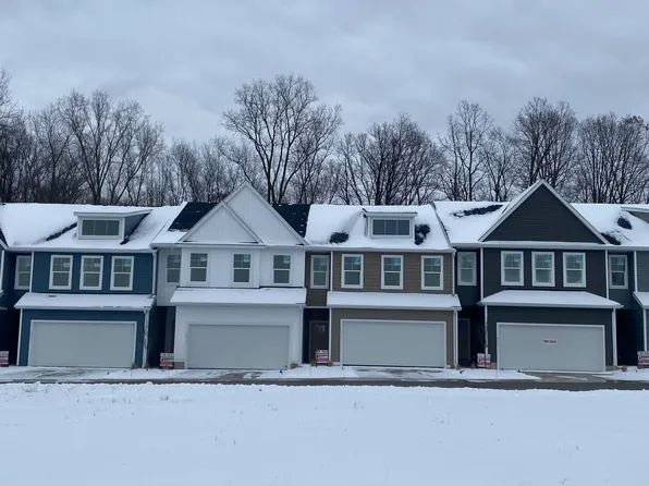 4802 Hidden River Ave SW Unit 48, Wyoming, MI 49418