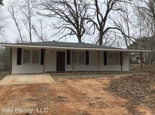 219 Louise Dr, Pineville, LA 71360