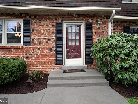 3rd image of 5271 Pumphrey Dr