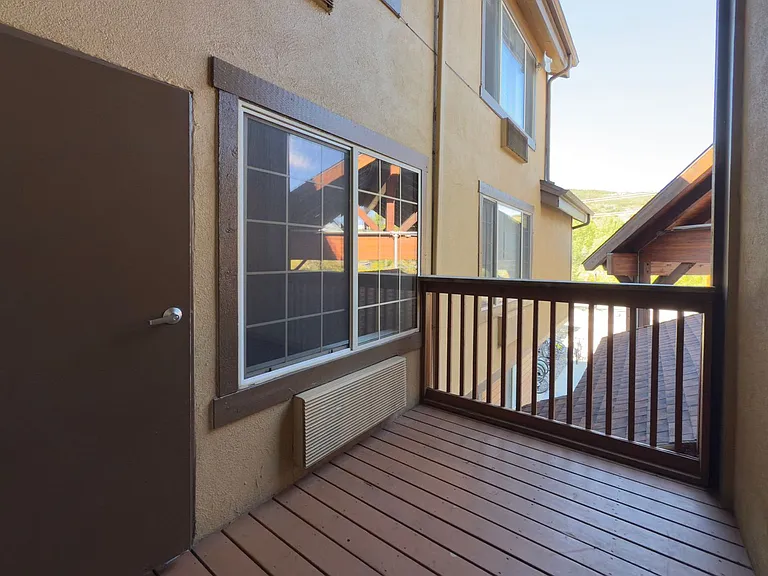 Ski Town Apartments — Photo 52