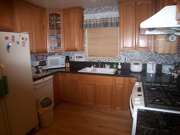 3rd image of 1020 W Mariposa Ln