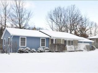 21039 Dana Dr, Battle Creek, MI 49017