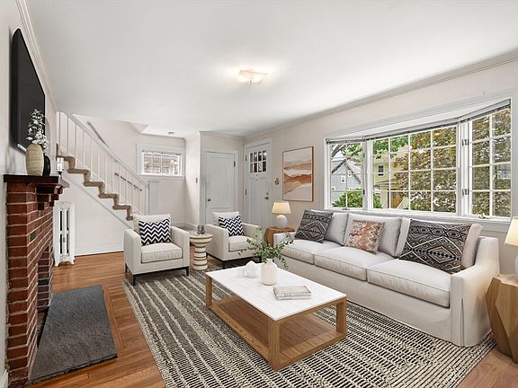 4th image of 86 Norfolk St