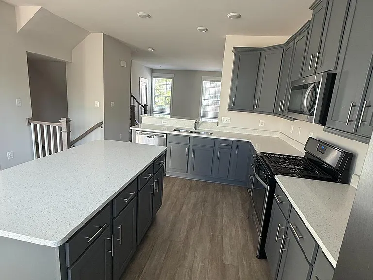 212 Pomegranate Ln — Photo 19