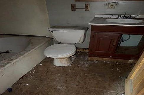 1st image of 540 Royal Dr