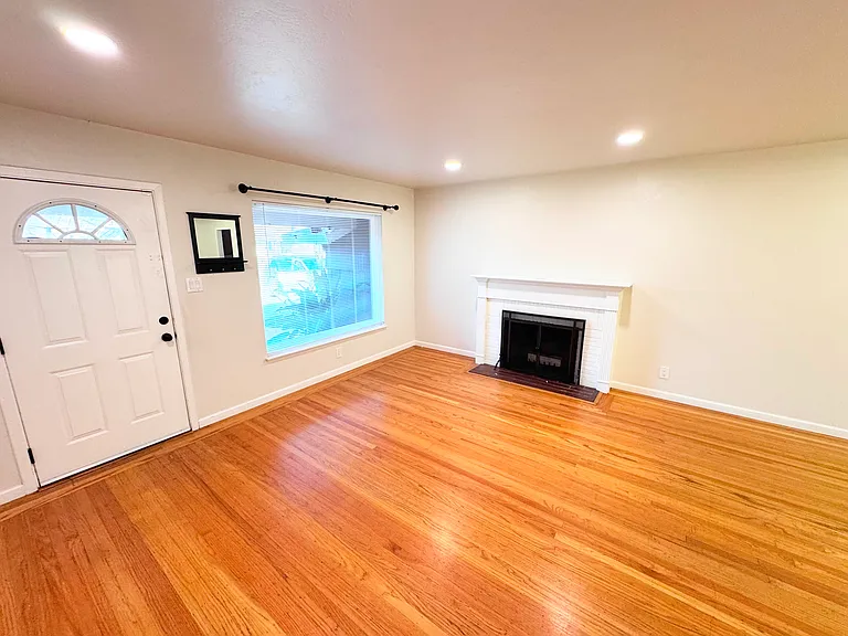 3600 Ardmore Rd — Photo 13