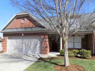 3210 Brittany Pointe Ln, Louisville, KY 40220