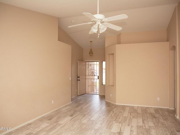 4th image of 1734 E DESERT Lane