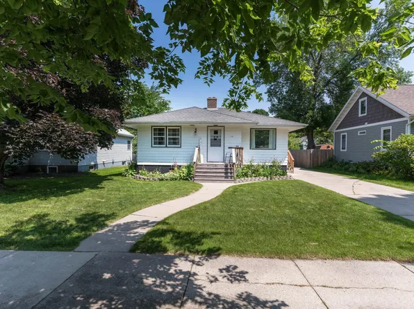 110 W Beech Ave, Fergus Falls, MN 56537