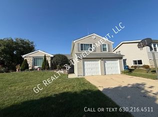 344 Boulder Dr, Glendale Heights, IL 60139