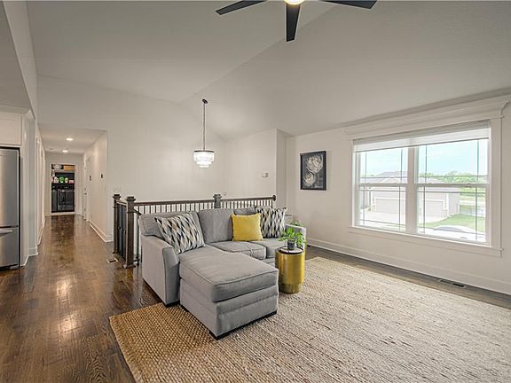 5th image of 11727 N Laurel Ave