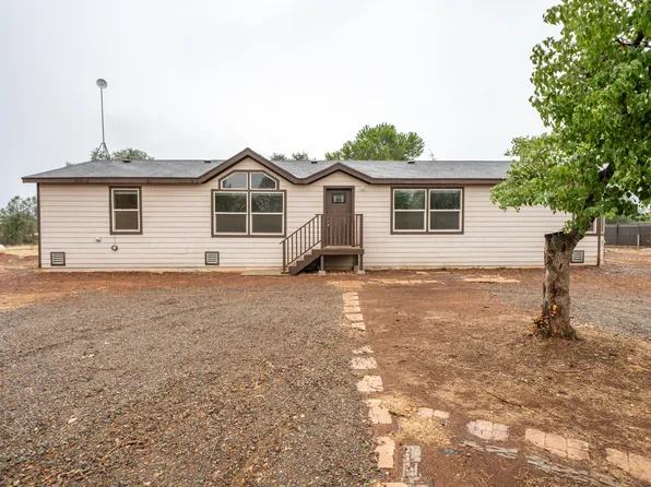 11672 Roberta Way, Redding, CA 96003