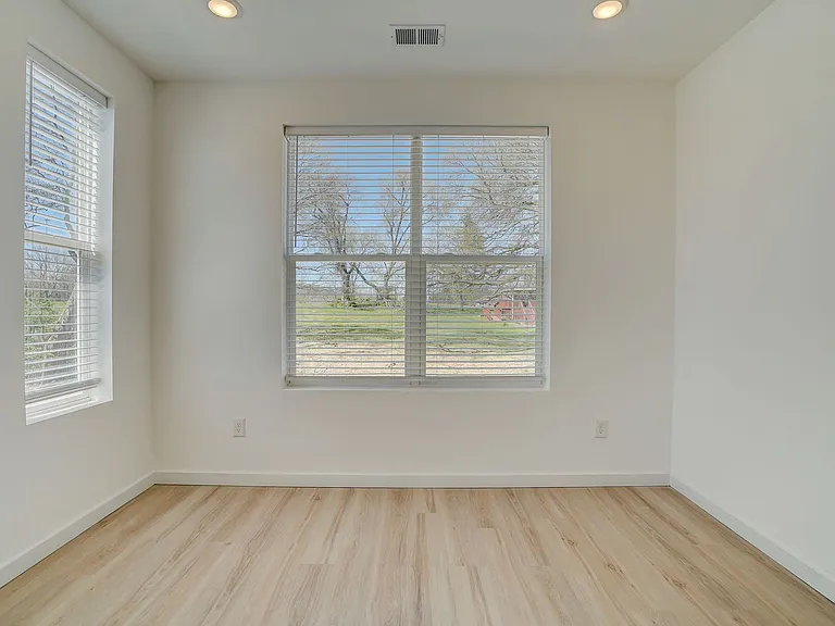 Liberty Lofts — Photo 10