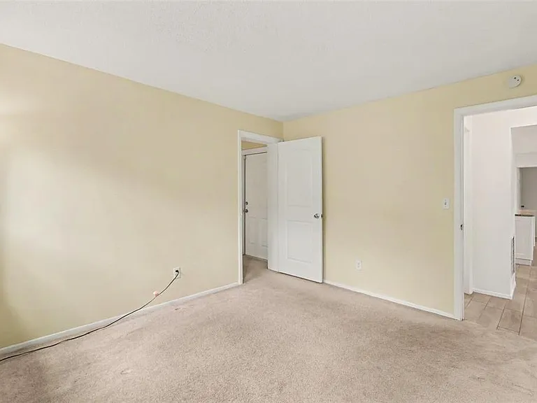 1520 Simmons Dr — Photo 11
