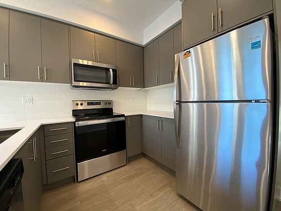 5th image of 99 Roger St #67
