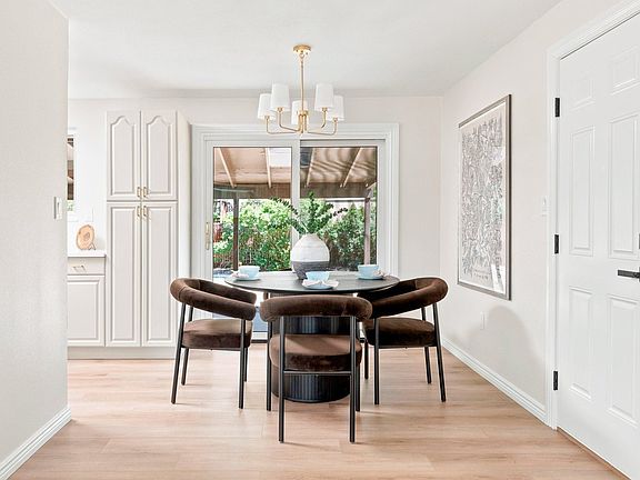 5th image of 11831 W 70th Pl