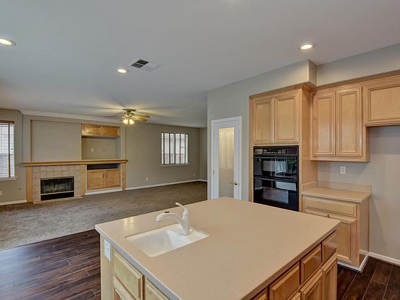 3rd image of 846 Sorrento Dr
