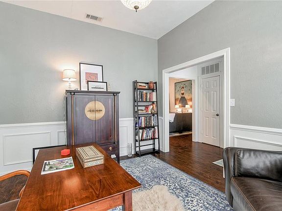 4th image of 3802 Cromwell Dr