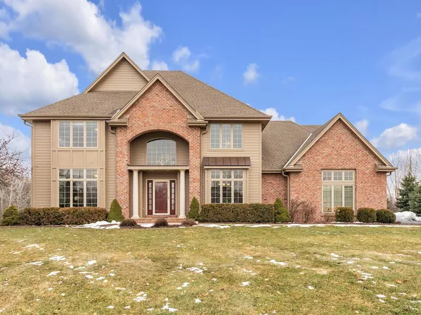 11154 North Sutton Ridge DRIVE, Mequon, WI 53097