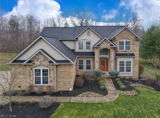 1221 Rocky Top Cir, Macedonia, OH 44056