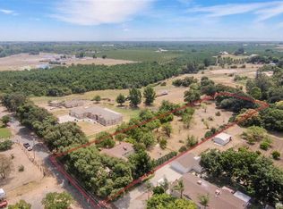 9937 Jackson Rd, Oakdale, CA 95361