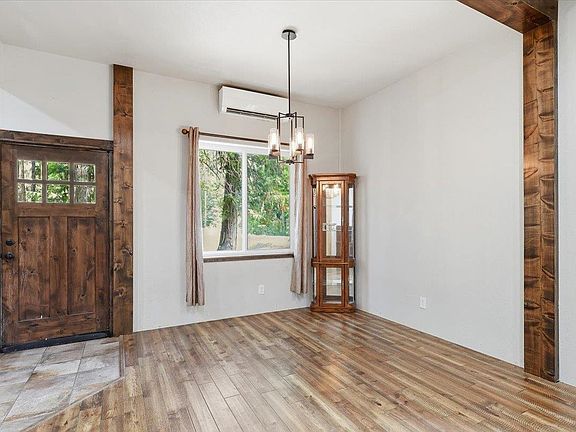 4th image of 7631 Fertile Valley Rd
