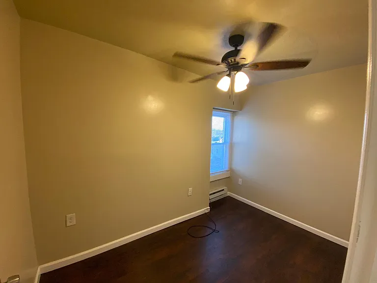 1520 W Champlost St #3F — Photo 5