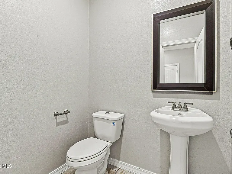 6173 Hidden Passage Ave — Photo 18