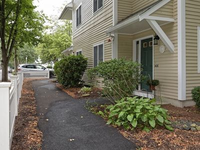 125 Highland St APT 406, Taunton, MA, 02780