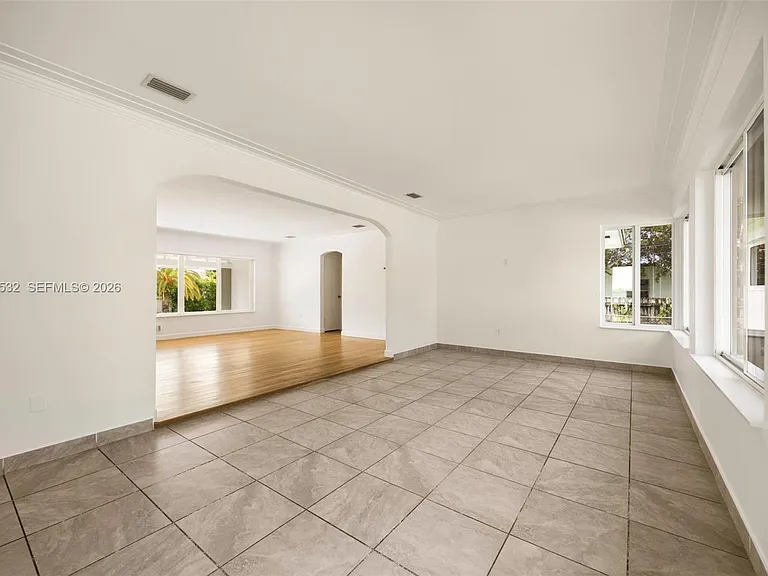 7840 SW 71st Ave — Photo 18