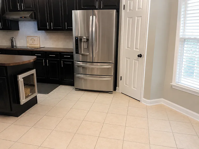 2704 Butler National Dr — Photo 6