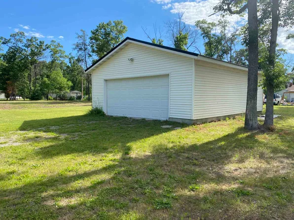 475 Pinnacle Dr, Omer, MI 48749