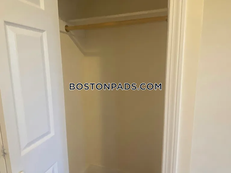 38 Bond St #3 — Photo 12
