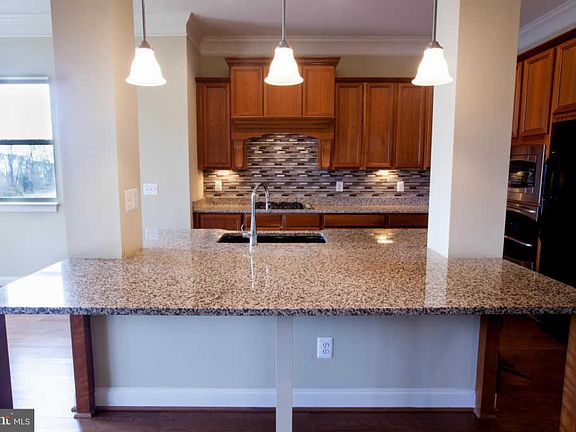 4th image of 23358 Evening Primrose Sq