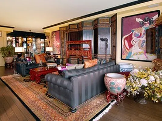 Sold by Corcoran | media 14