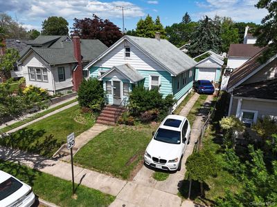 185 S Brookside Avenue, Freeport, NY, 11520