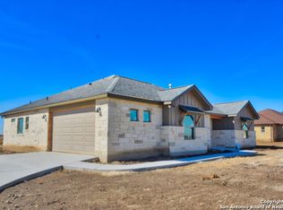 137 Gentle Breeze, Floresville, TX 78114