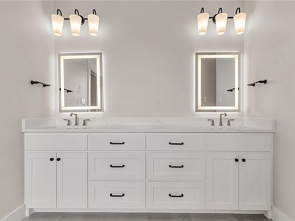 4th image of 6788 Ellehue Ln