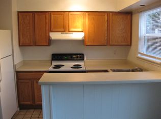 9419 Reeder Ave, Overland Park, KS 66214