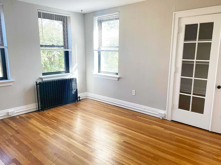 3654 Middleton Ave — Photo 16
