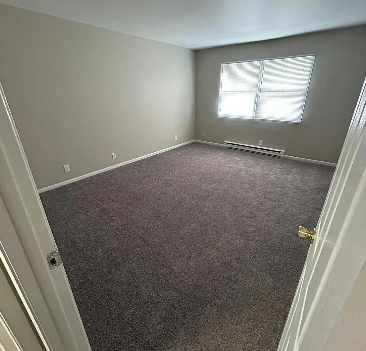 2 bed, 1.5 bath, 1500 sqft, $1,250 — Photo 2