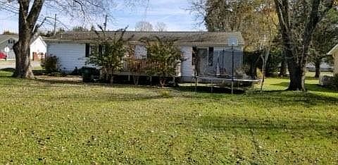2nd image of 139 Meadow Ln
