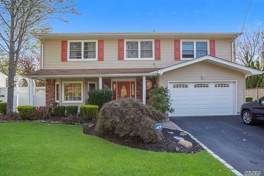 1st image of 159 Bridle Way