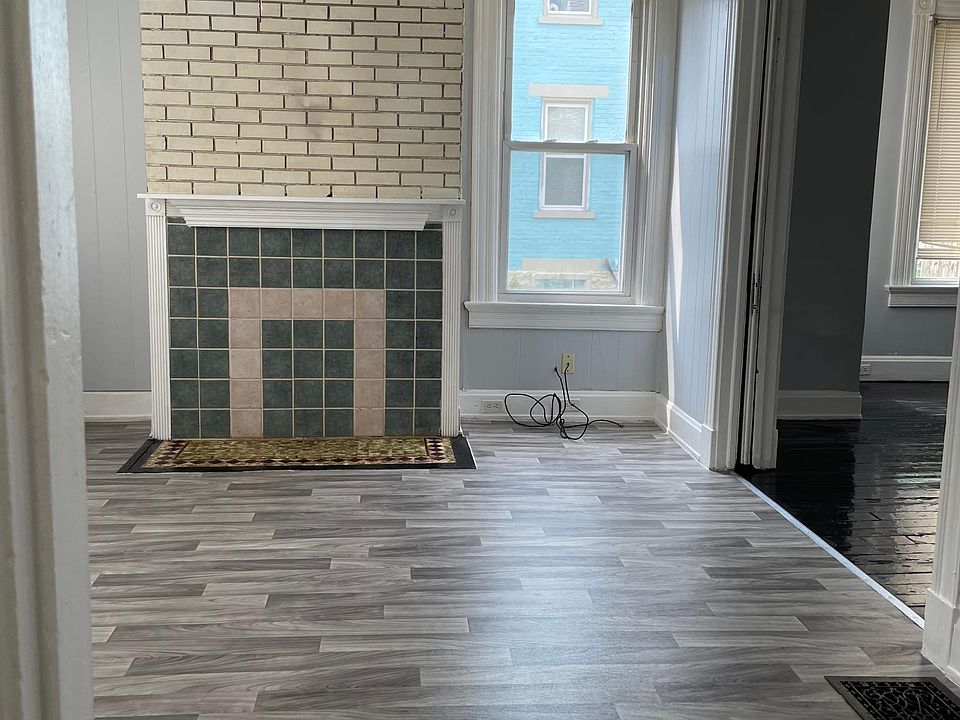 1st image of 4811 Section Ave #1