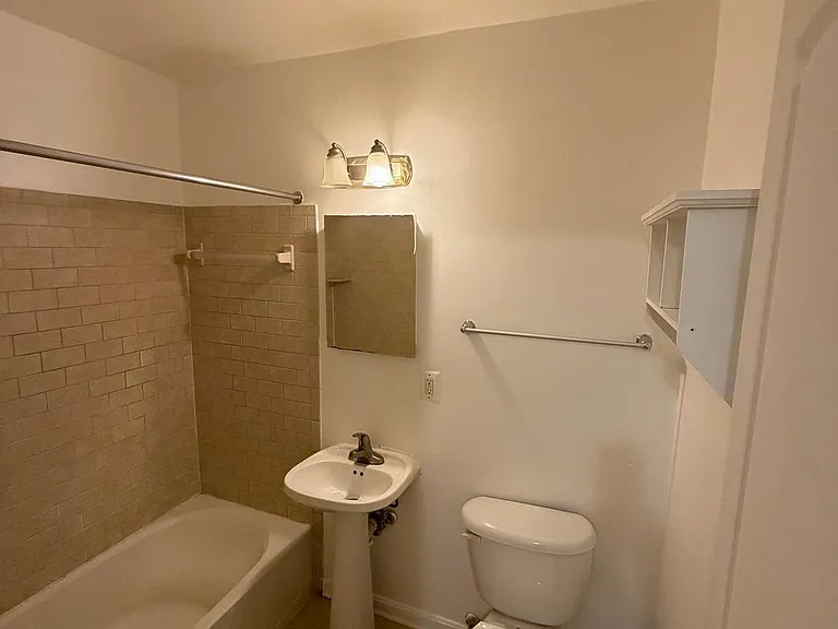 3107 Naylor Rd SE #301 — Photo 3