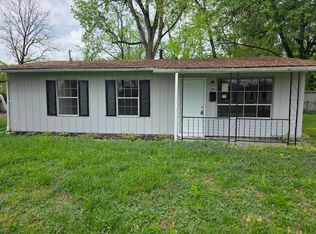 55 E Adams Dr, Cahokia, IL 62206