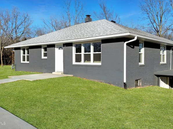 22050 S Westbrook Dr, Hartsburg, MO 65039
