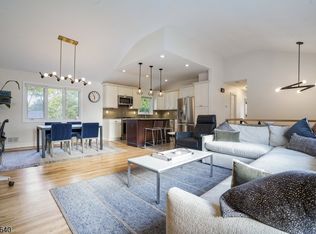 151 Fulton St, Clark, NJ 07066