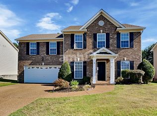 2010 Cairns Dr E, Mount Juliet, TN 37122