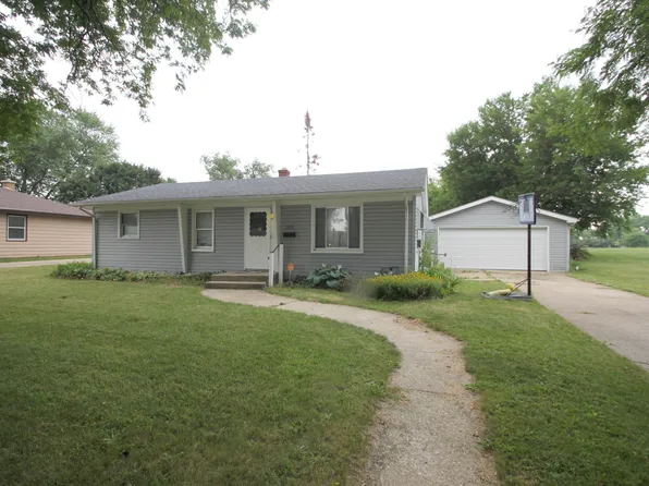3327 Seward Ave, Rockford, IL 61108